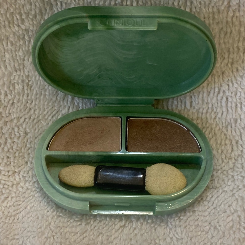 Clinique High Impact Eye Shadow Duo. 01 Double Date